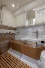 Bluegame BG42 - Bathroom